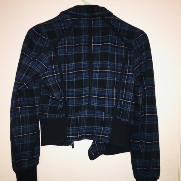 Bomber knitted type jacket. Plaid. - Picture 2 of 2